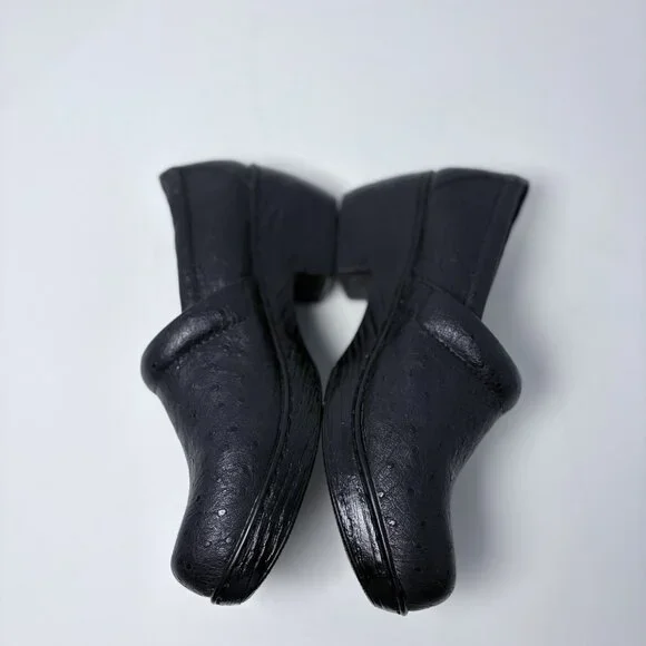 B.O.C. BORN NADIYYA Women's Black Ostrich Print Comfort Clog US 8M Boho, Casual - Picture 7 of 11